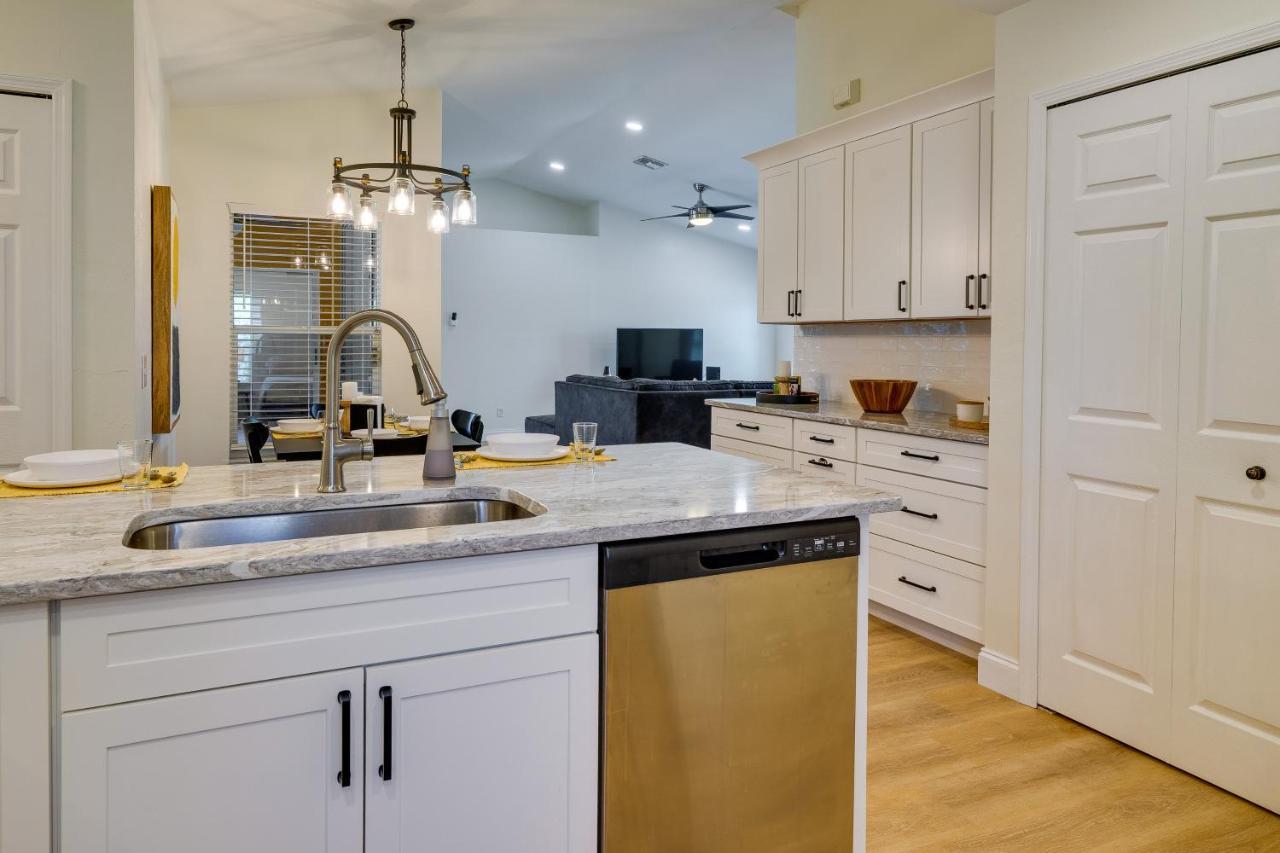 Pet-Friendly Cape Coral Vacation Rental With Lanai! 외부 사진